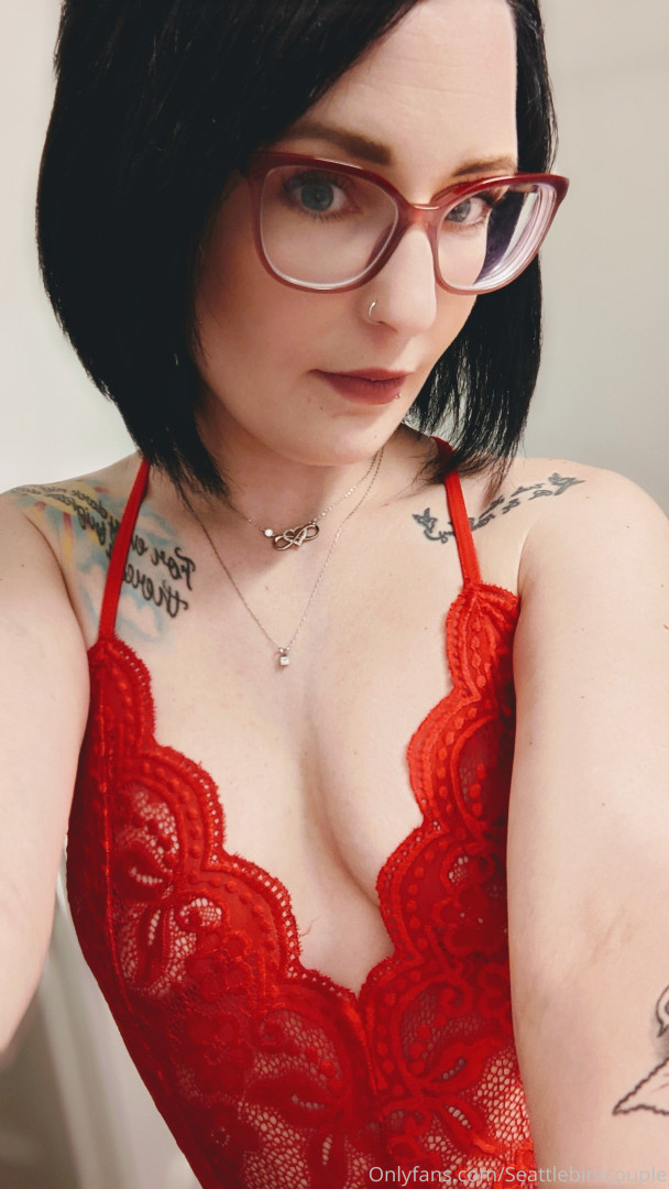 Photo by seattlebimcouple published on June 5,2023 11:41:26 - BestThots