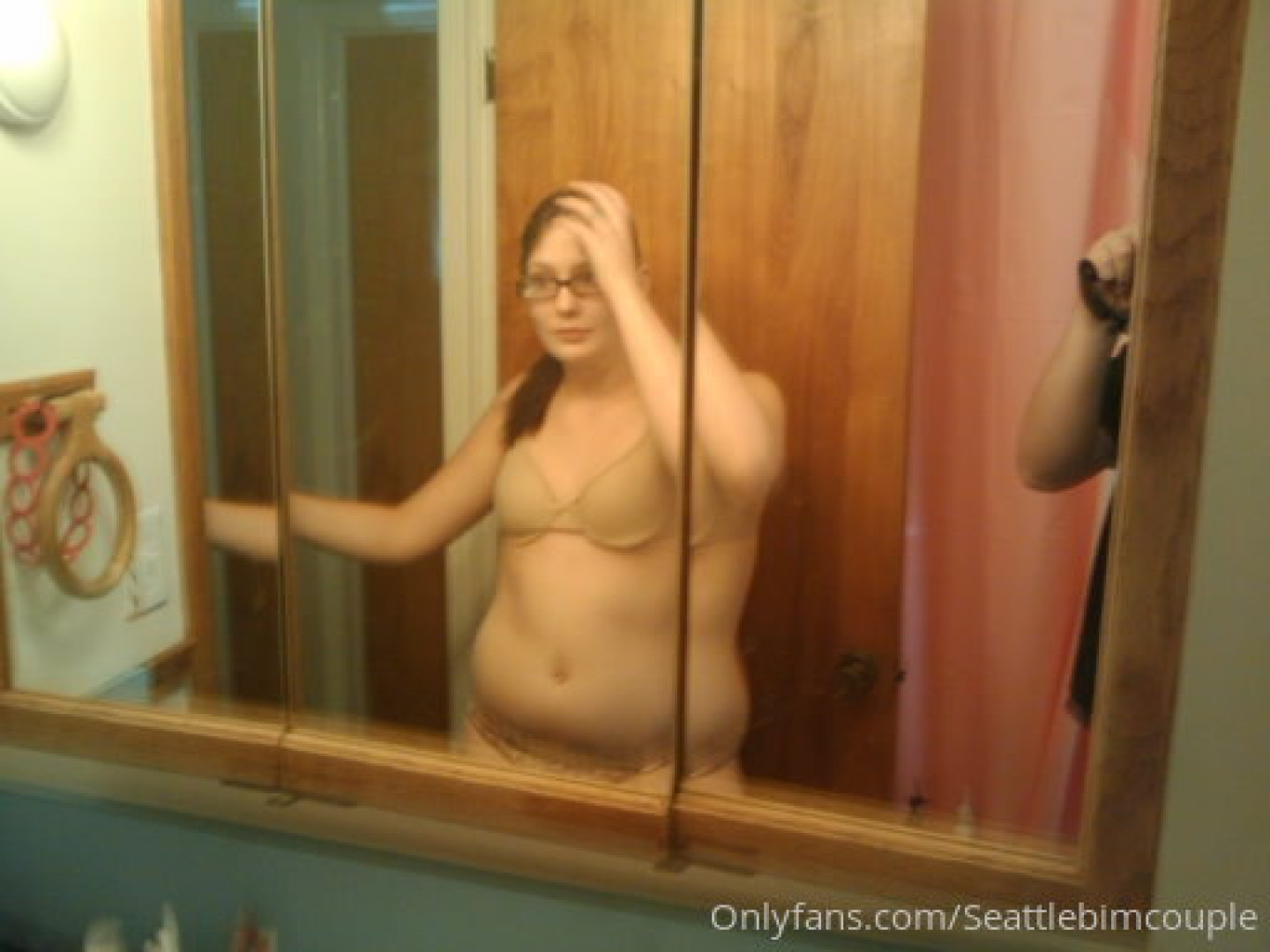 Photo by seattlebimcouple published on June 5,2023 11:42:06 - BestThots