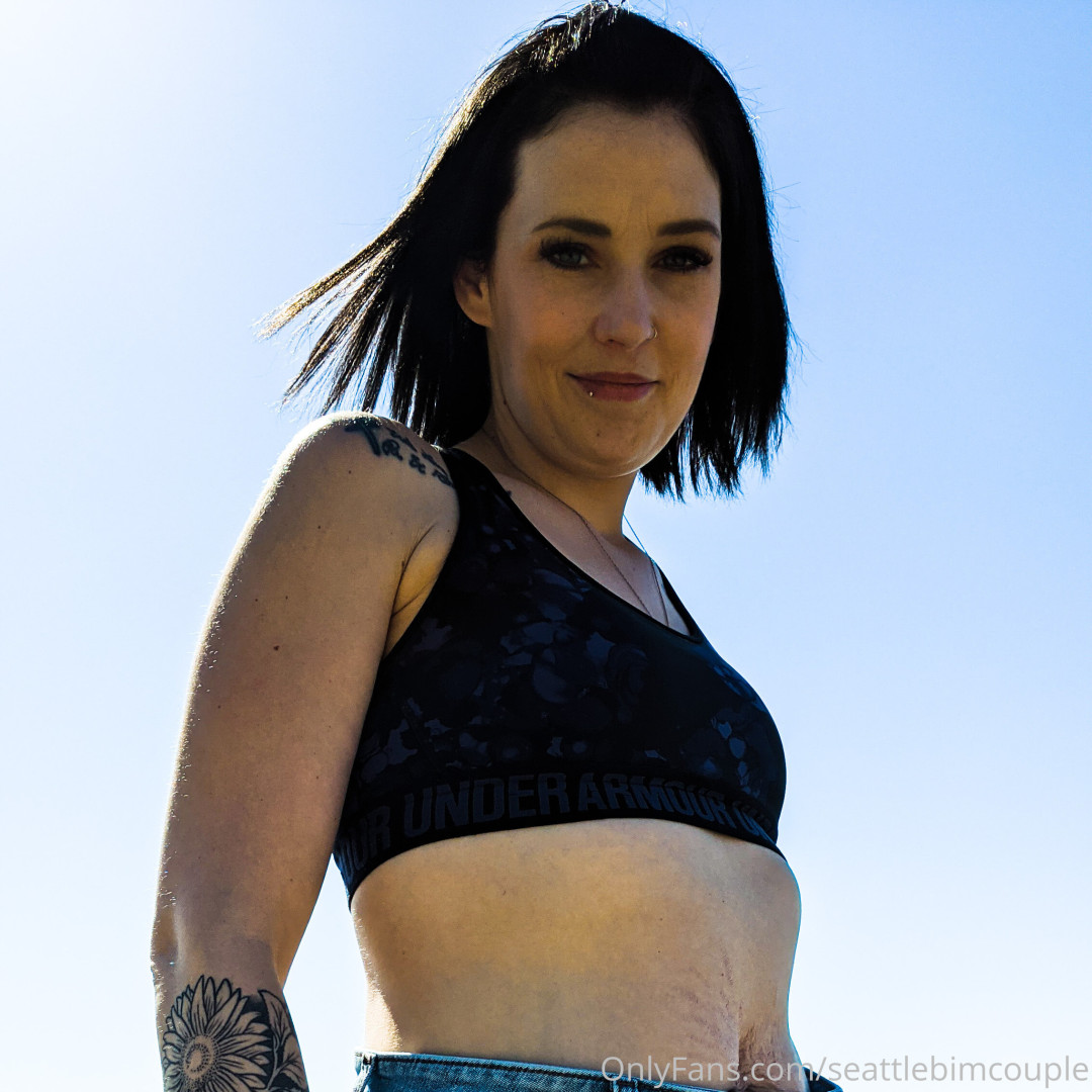 Photo by seattlebimcouple published on June 5,2023 11:56:05 - BestThots