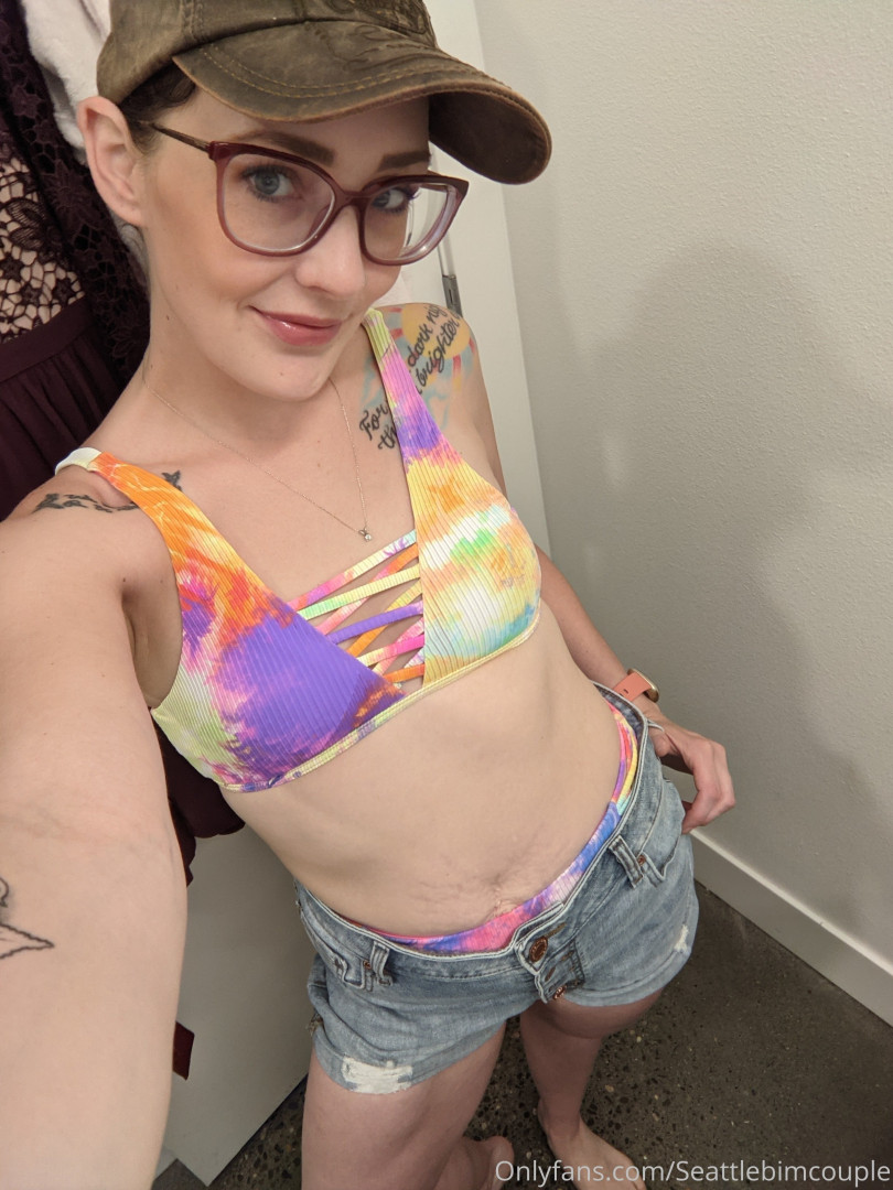 Photo by seattlebimcouple published on June 5,2023 11:58:08 - BestThots