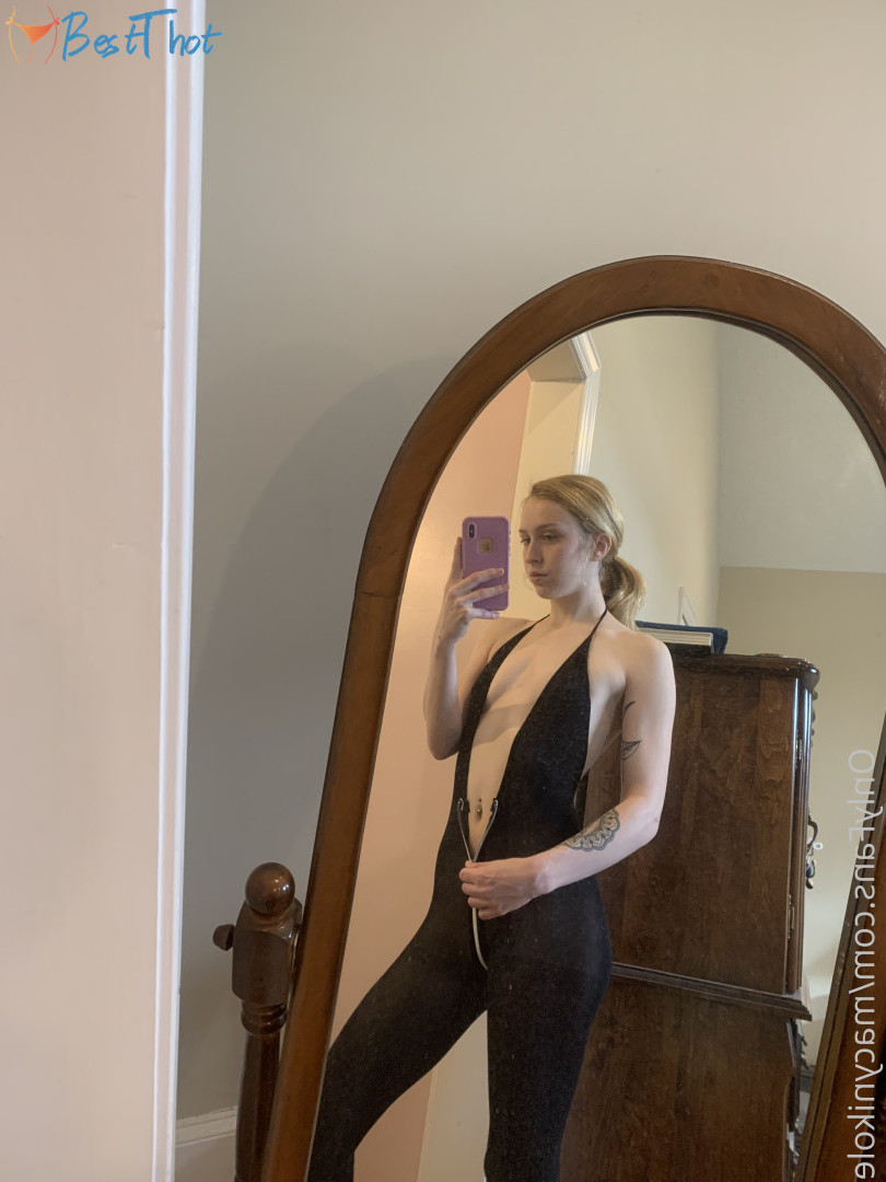 Photo by macynikole published on December 21,2024 20:09:21 - BestThots