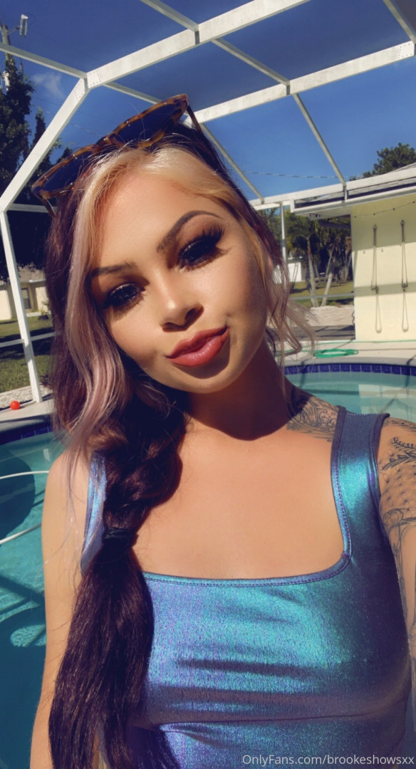 Photo by brookeshowsxx published on October 16,2023 21:14:14 - BestThots