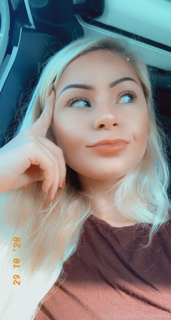 Photo by brookeshowsxx published on October 16,2023 21:23:21 - BestThots