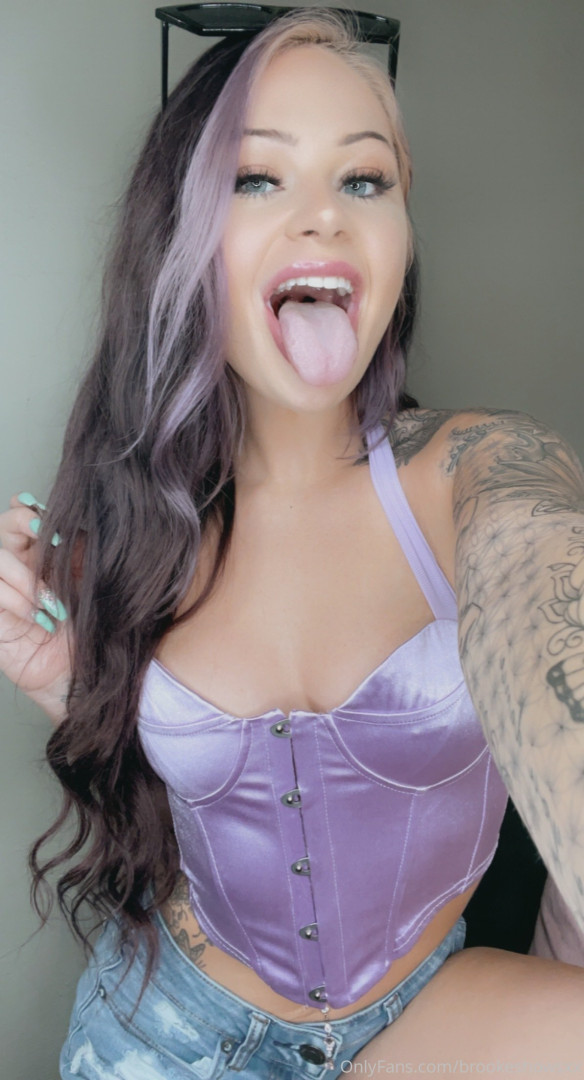 Photo by brookeshowsxx published on October 16,2023 21:24:56 - BestThots
