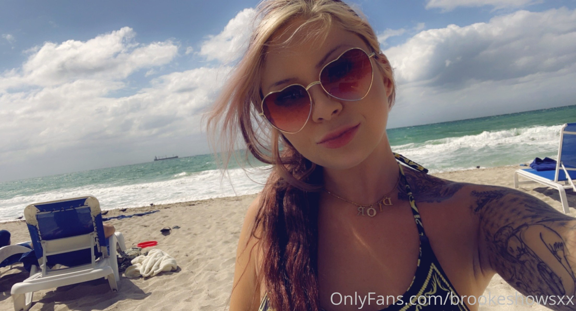 Photo by brookeshowsxx published on October 16,2023 21:34:53 - BestThots