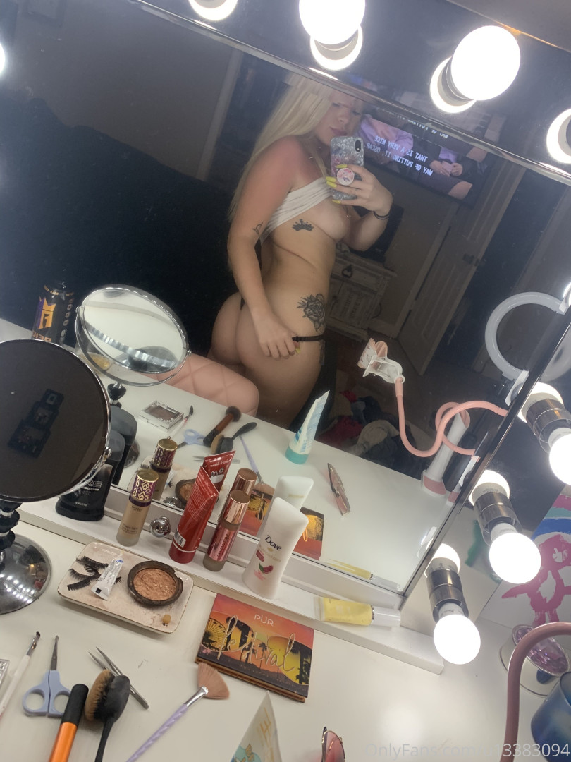 Photo by brookeshowsxx published on October 16,2023 21:53:33 - BestThots