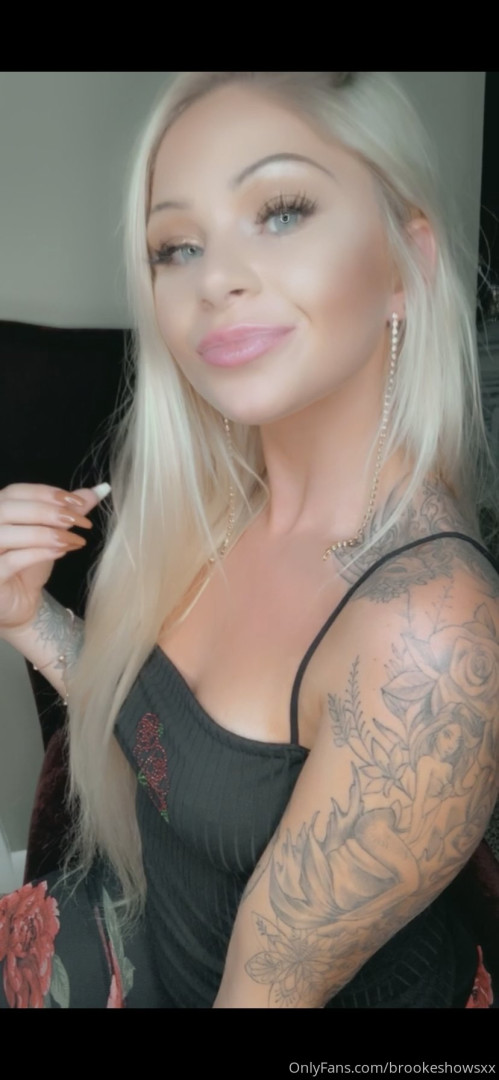 Photo by brookeshowsxx published on October 16,2023 21:53:44 - BestThots