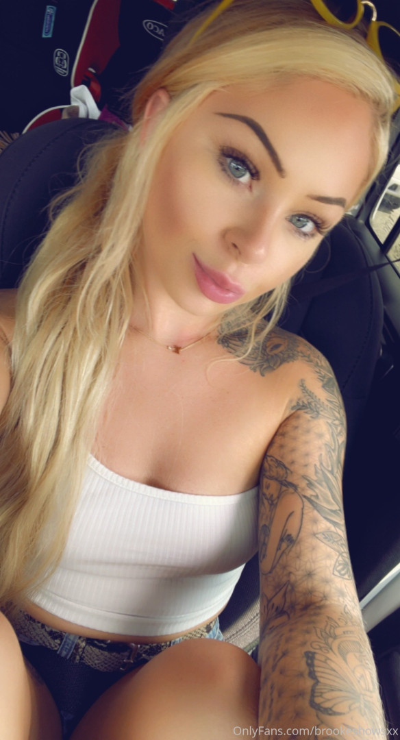Photo by brookeshowsxx published on October 16,2023 21:54:13 - BestThots