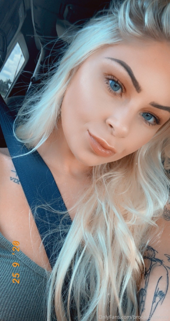 Photo by brookeshowsxx published on October 16,2023 22:06:48 - BestThots