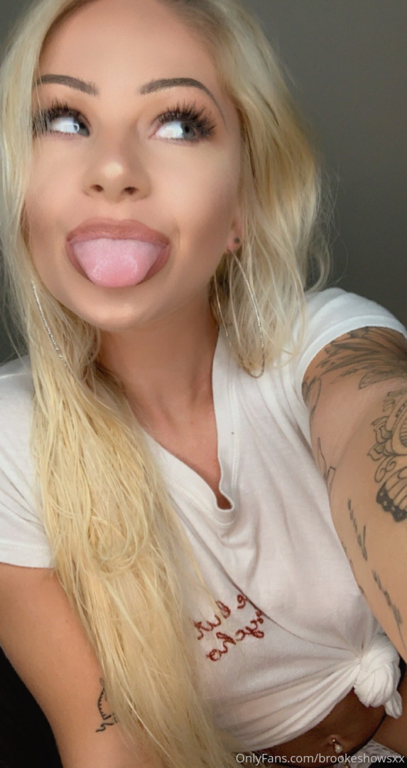 Photo by brookeshowsxx published on October 16,2023 22:11:16 - BestThots