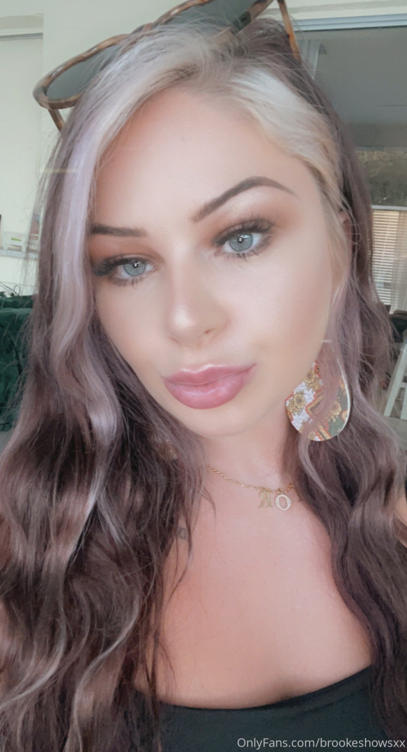Photo by brookeshowsxx published on October 16,2023 22:12:31 - BestThots