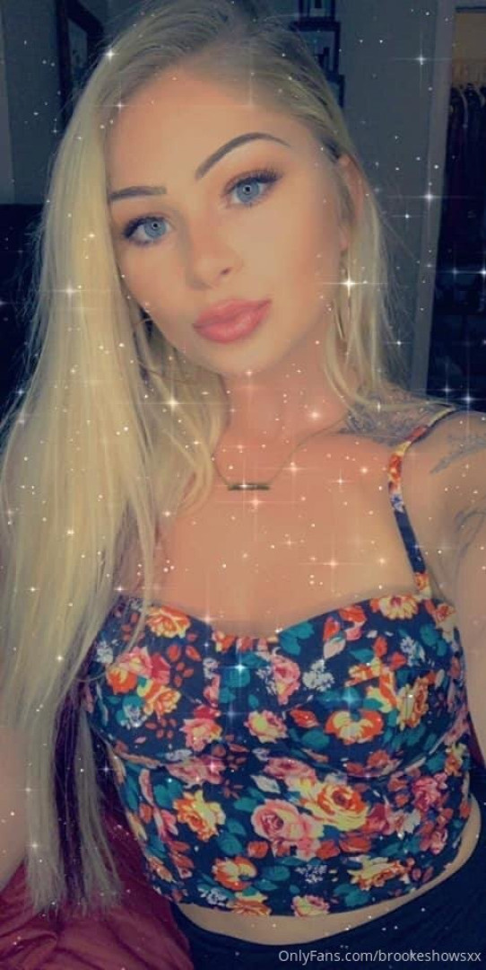 Photo by brookeshowsxx published on October 16,2023 22:16:50 - BestThots