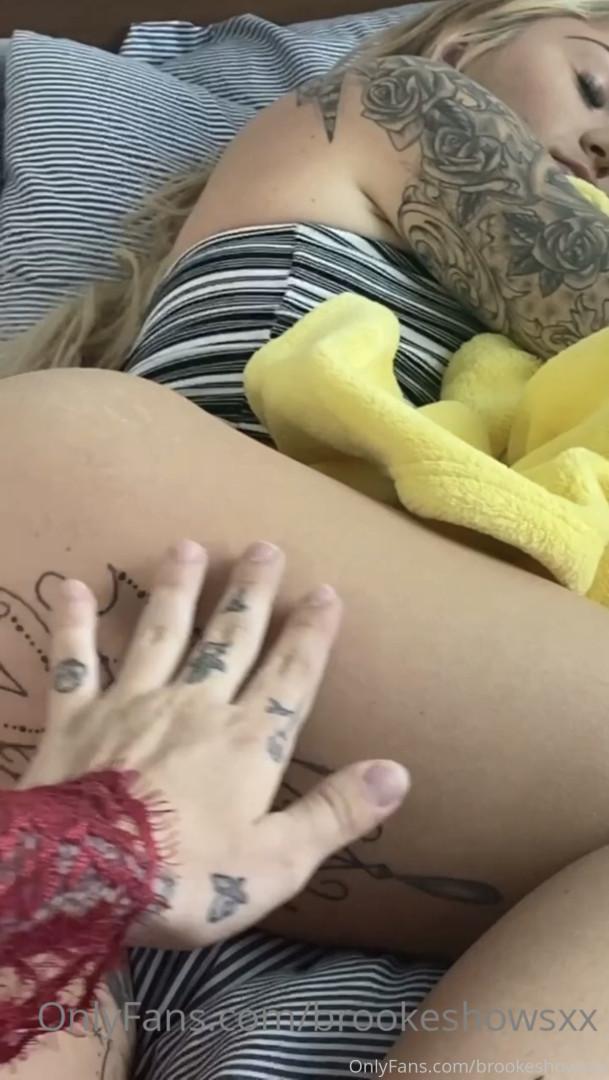 Photo by brookeshowsxx published on October 16,2023 22:25:07 - BestThots