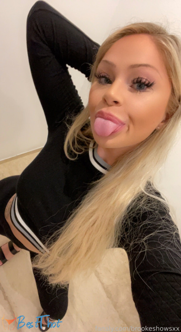 Photo by brookeshowsxx published on January 26,2025 16:01:08 - BestThots