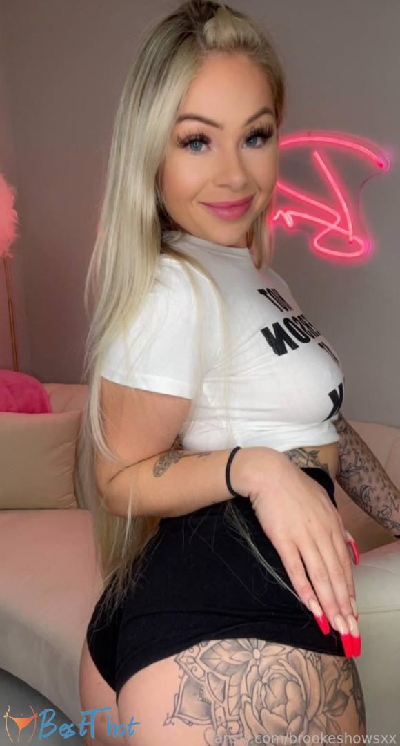 Photo by brookeshowsxx published on January 26,2025 18:02:05 - BestThots