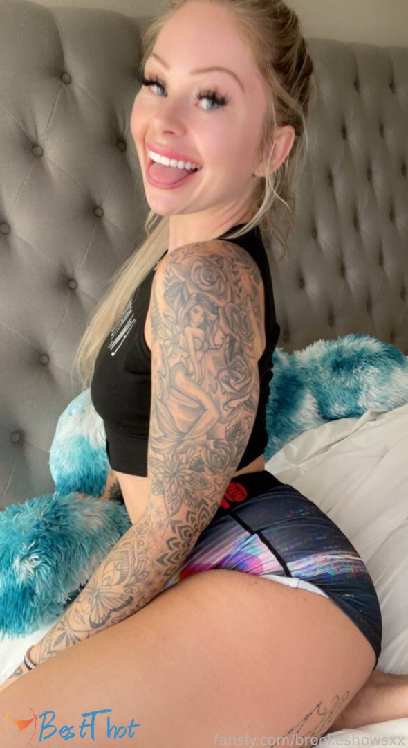 Photo by brookeshowsxx published on January 26,2025 20:00:06 - BestThots
