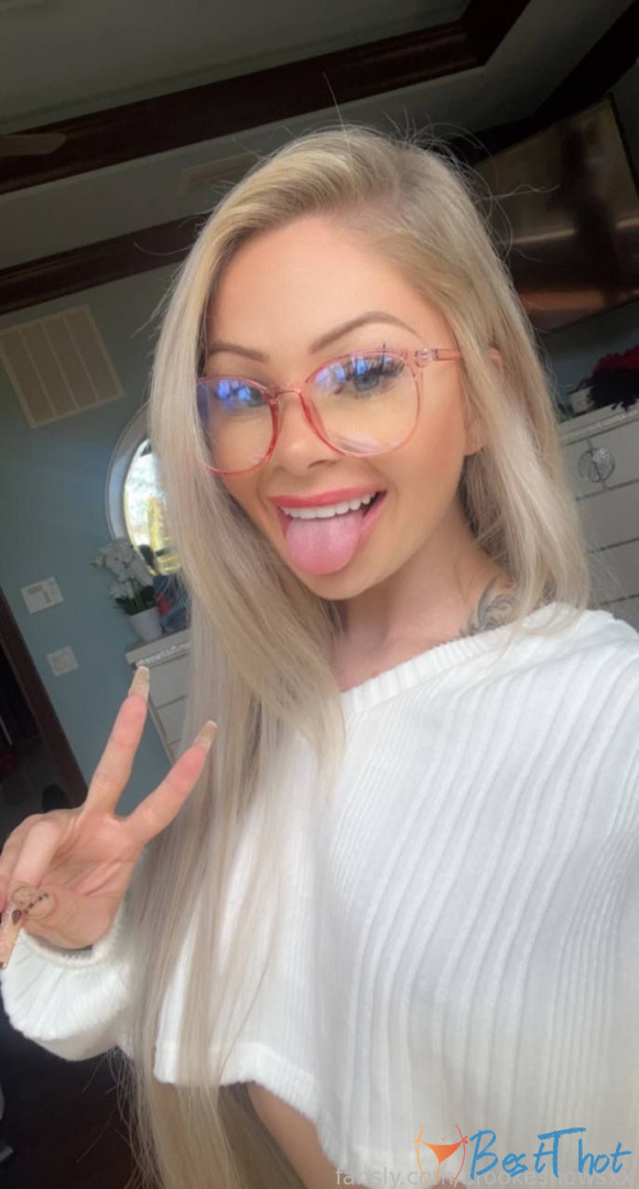 Photo by brookeshowsxx published on January 26,2025 20:02:47 - BestThots