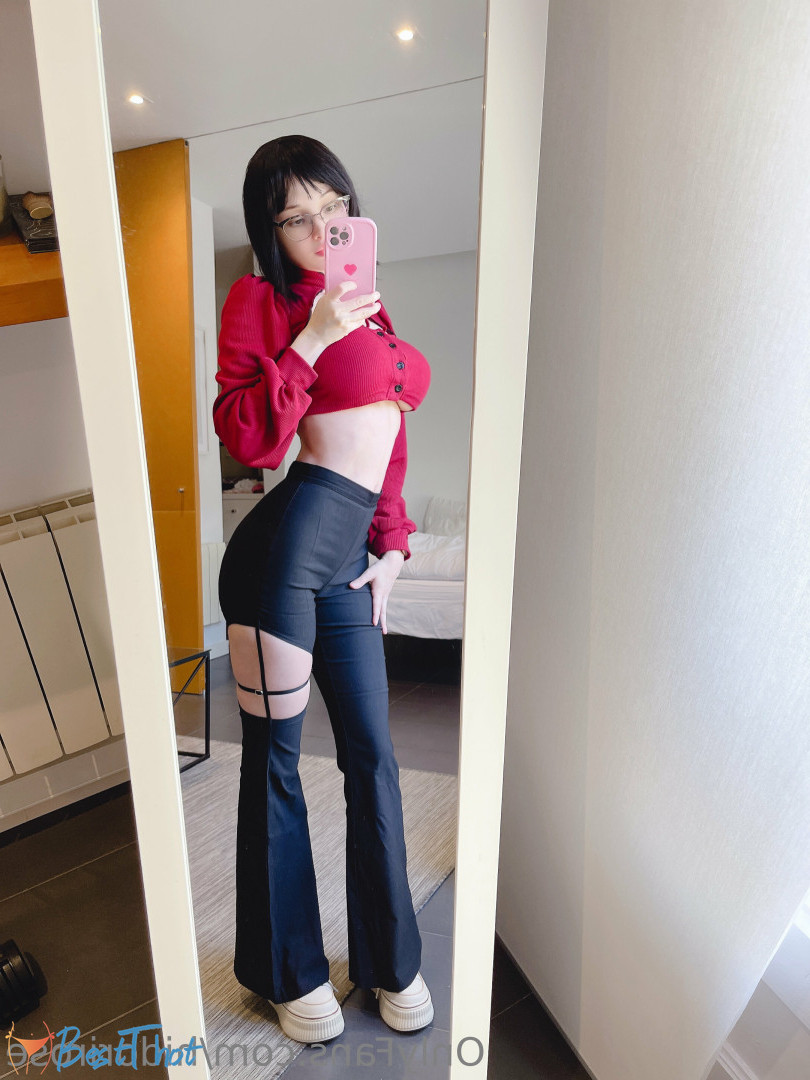 Photo by hidorirose published on December 10,2024 17:19:19 - BestThots