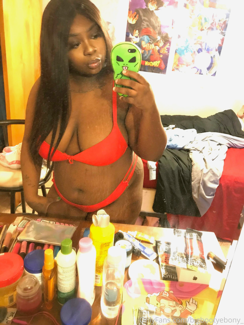 Photo by bigbootyebonyy published on December 10,2023 13:58:54 - BestThots