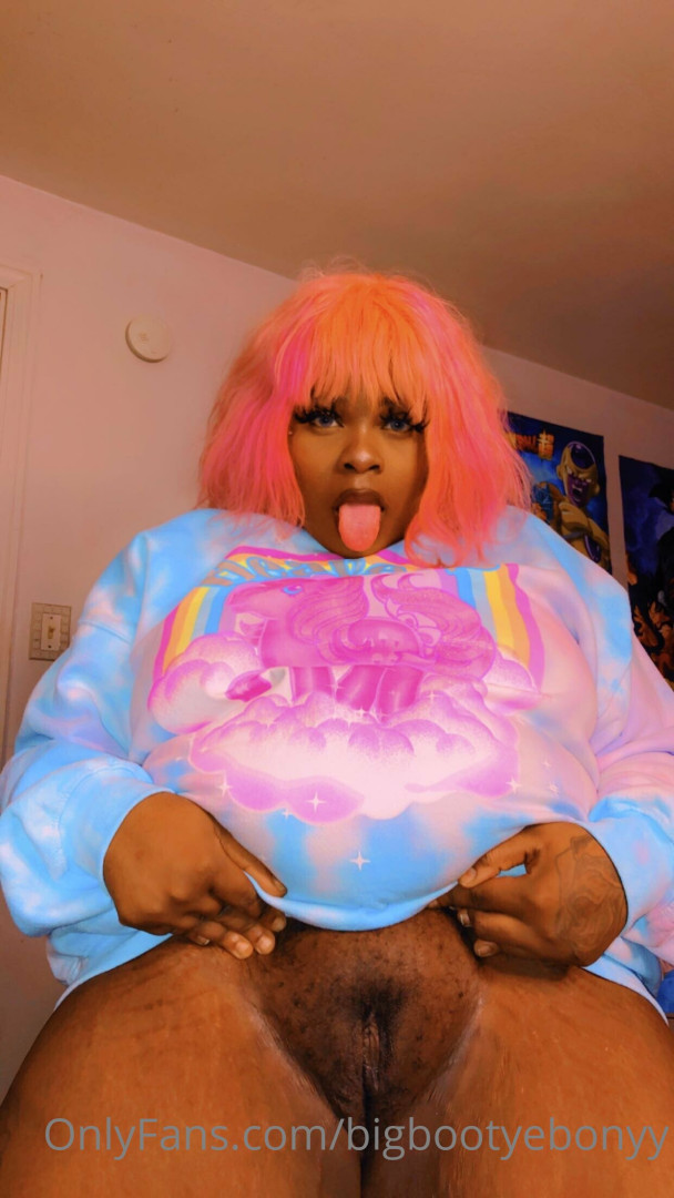 Photo by bigbootyebonyy published on December 10,2023 14:00:37 - BestThots