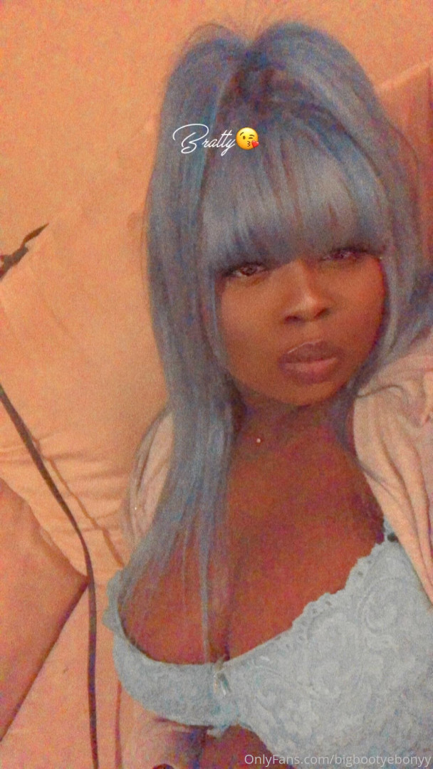 Photo by bigbootyebonyy published on December 10,2023 14:01:03 - BestThots