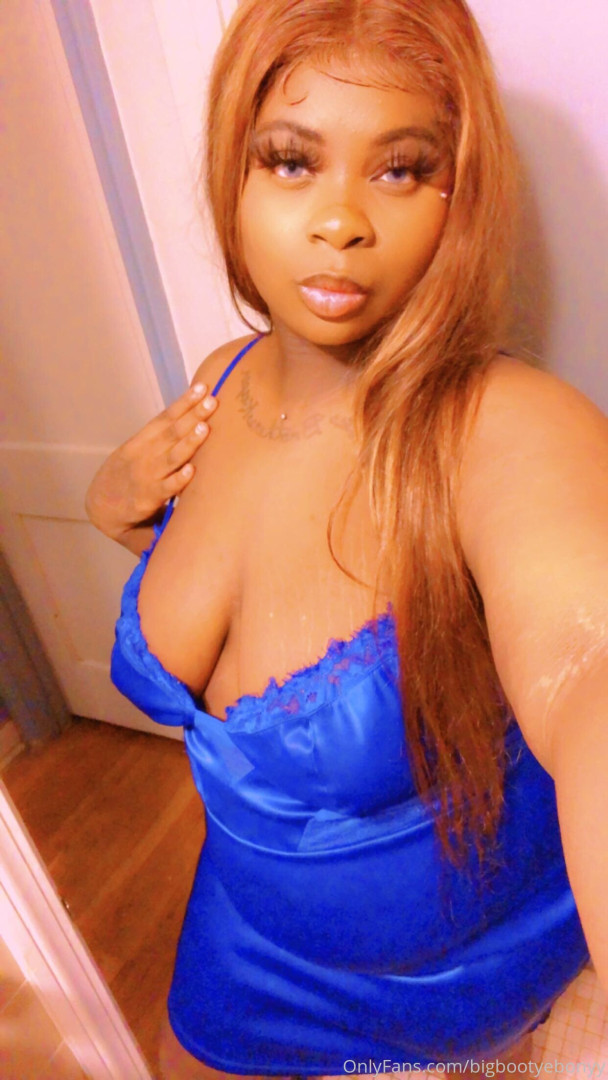 Photo by bigbootyebonyy published on December 10,2023 14:01:33 - BestThots