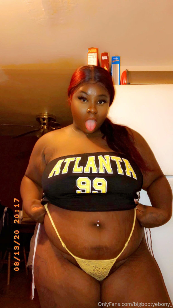 Photo by bigbootyebonyy published on December 10,2023 14:02:10 - BestThots