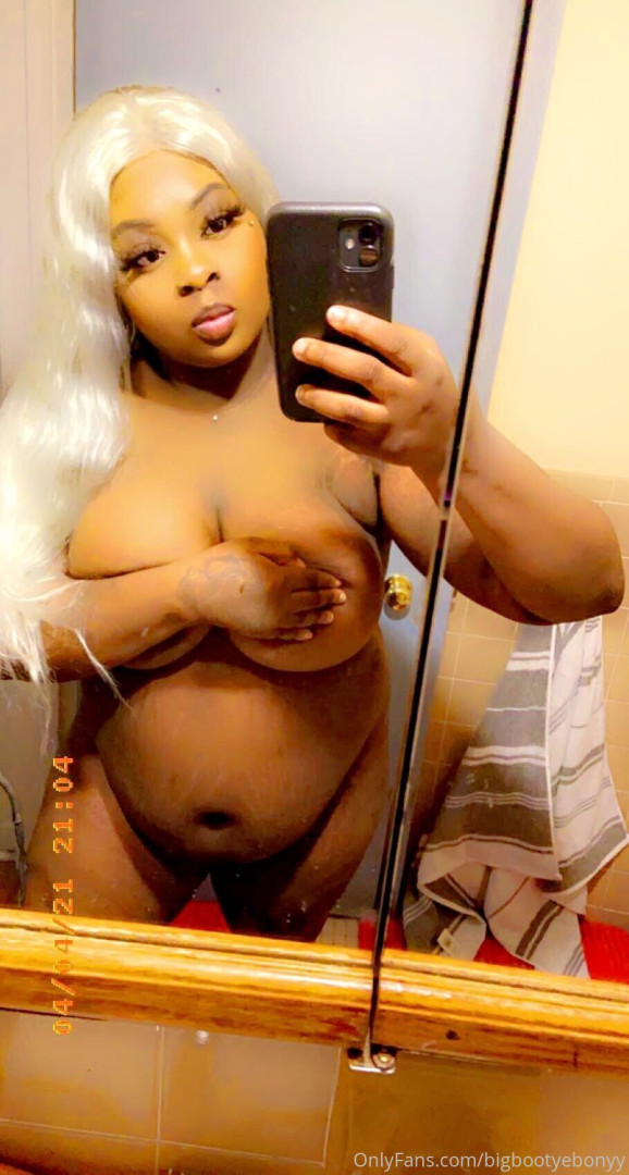 Photo by bigbootyebonyy published on December 10,2023 14:02:31 - BestThots