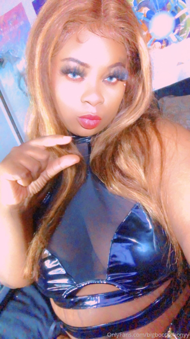 Photo by bigbootyebonyy published on December 10,2023 14:02:32 - BestThots