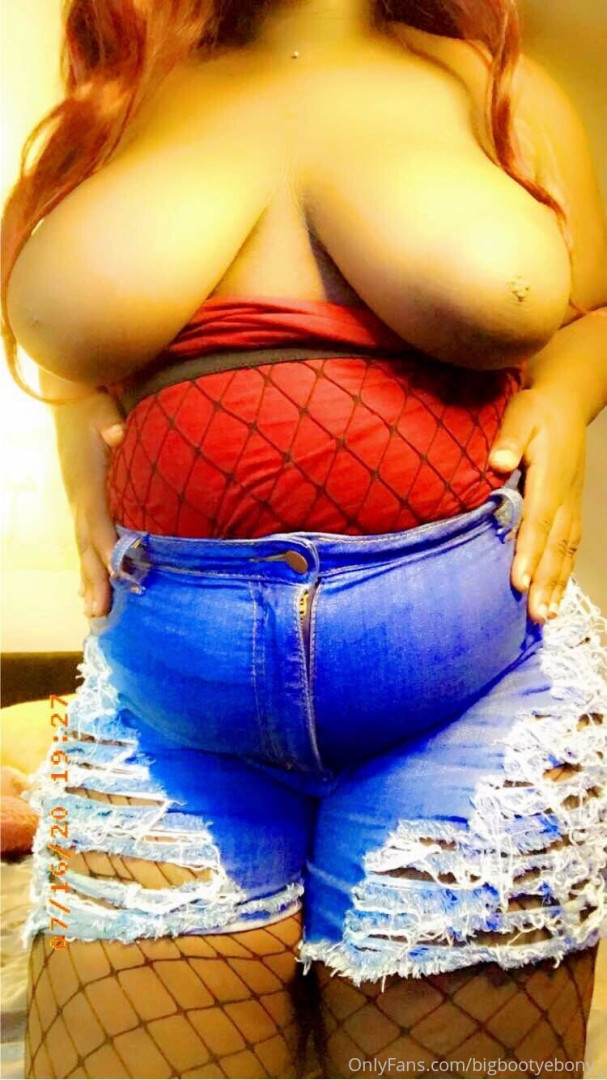 Photo by bigbootyebonyy published on December 10,2023 14:02:41 - BestThots