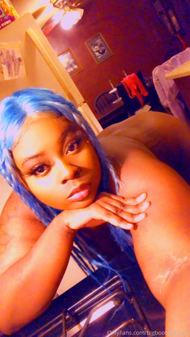 Photo by bigbootyebonyy published on December 10,2023 14:03:03 - BestThots