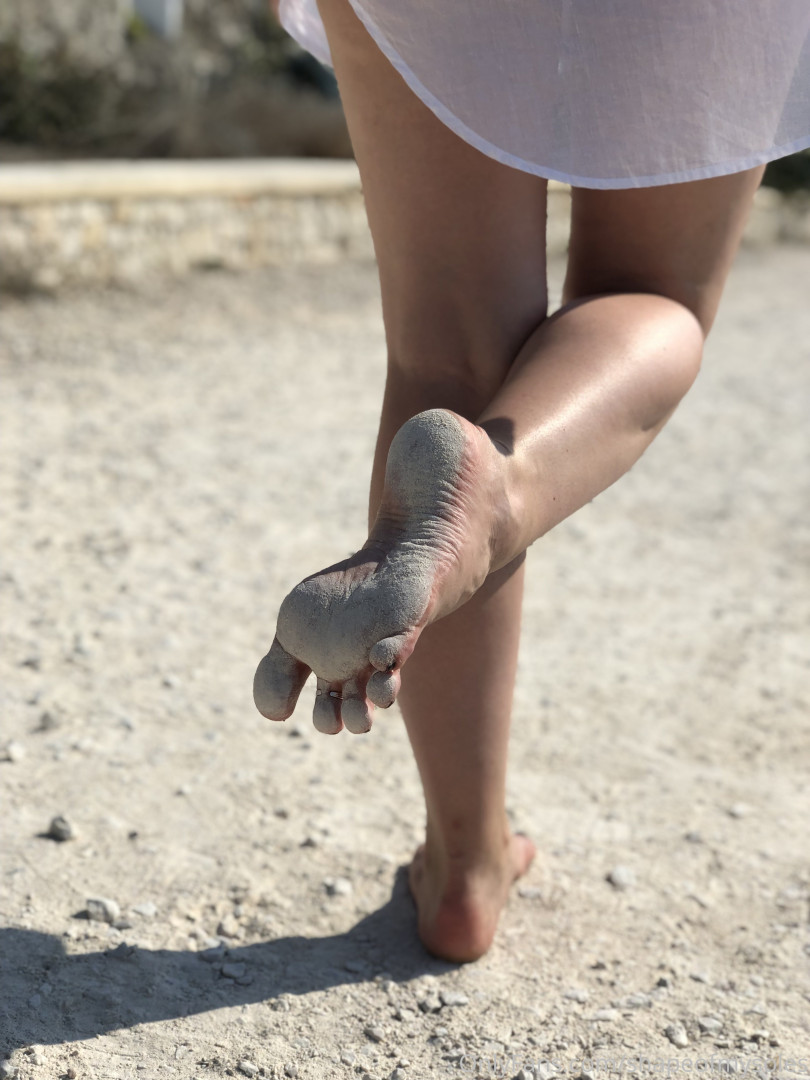 Photo by shapeofmysoles published on June 13,2023 21:00:28 - BestThots
