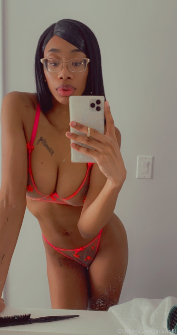 Photo by womanflo published on May 16,2023 00:36:05 - BestThots