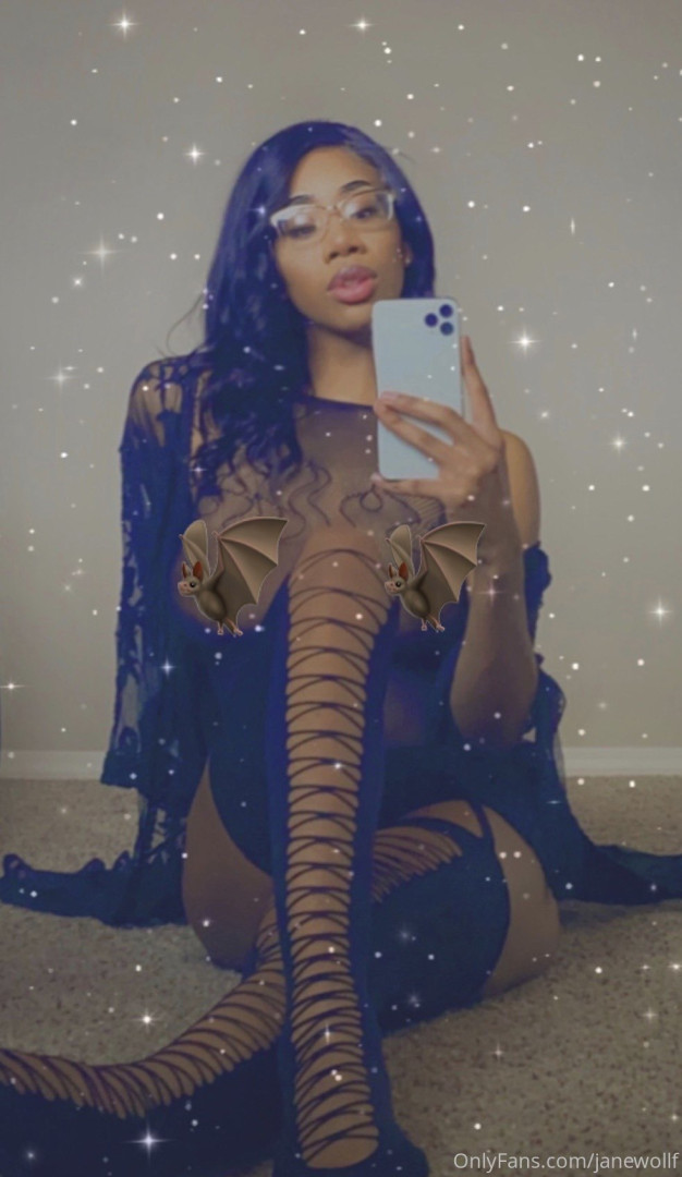 Photo by womanflo published on May 16,2023 00:36:42 - BestThots