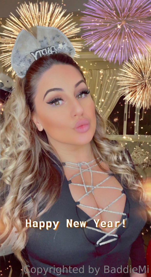 Photo by baddiemi published on October 16,2023 16:45:06 - BestThots