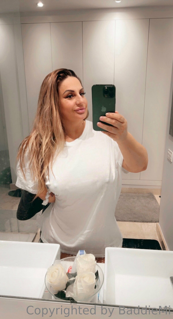 Photo by baddiemi published on October 16,2023 16:46:01 - BestThots