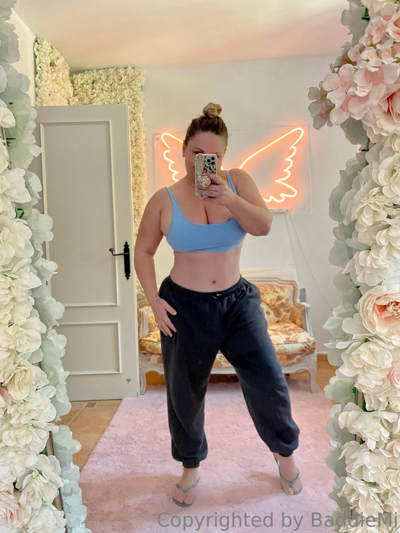 Photo by baddiemi published on October 16,2023 17:07:34 - BestThots