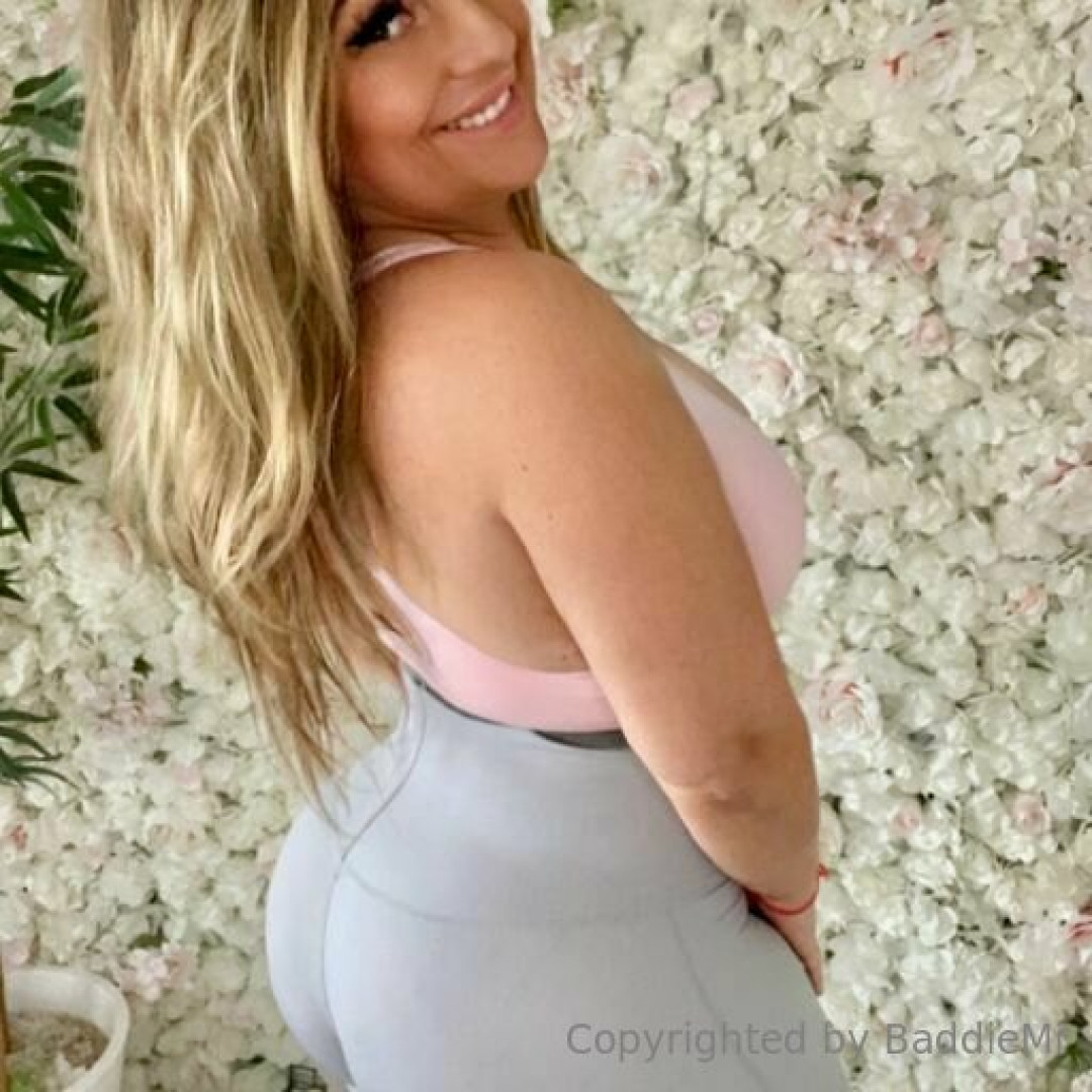 Photo by baddiemi published on October 16,2023 17:26:46 - BestThots