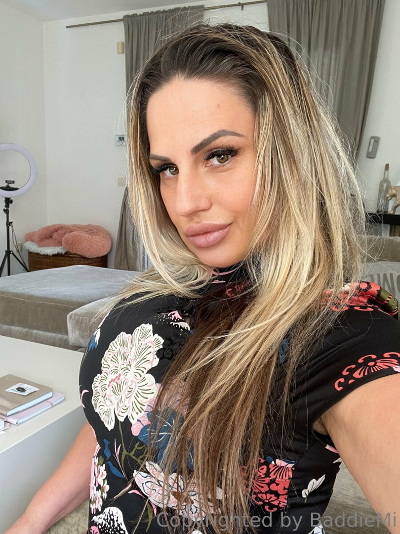 Photo by baddiemi published on October 16,2023 17:29:00 - BestThots