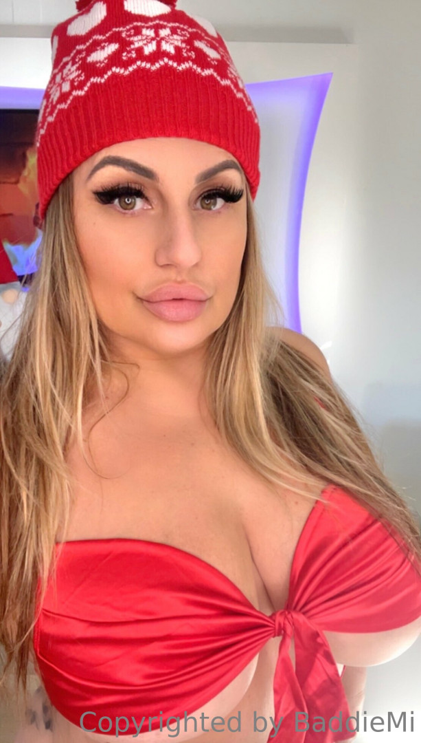 Photo by baddiemi published on October 16,2023 17:33:54 - BestThots