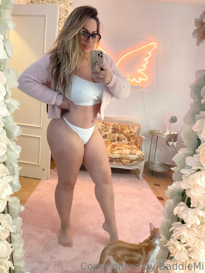 Photo by baddiemi published on October 16,2023 17:49:49 - BestThots