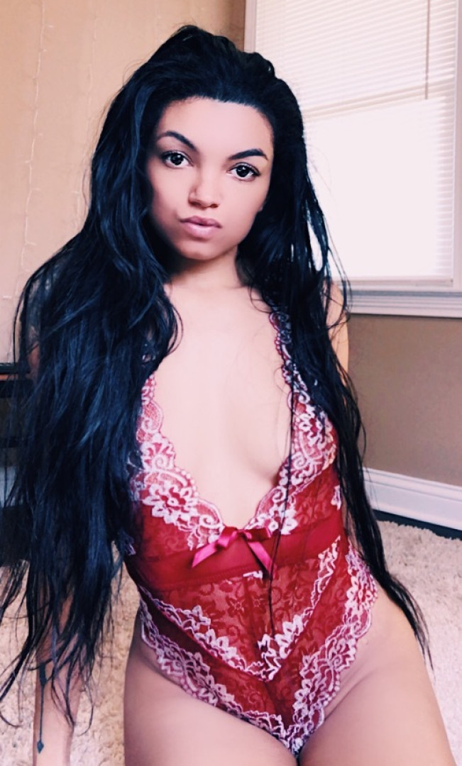 Photo by laceycoxx published on June 16,2023 19:44:07 - BestThots