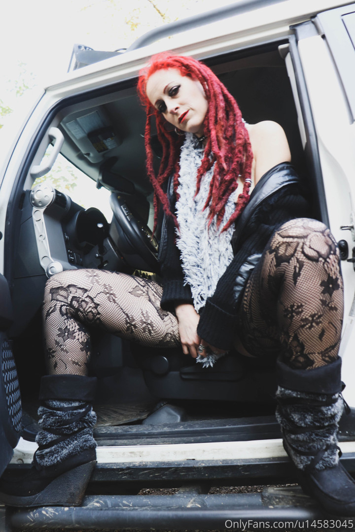Photo by dreadedredqueen published on October 16,2023 01:14:42 - BestThots