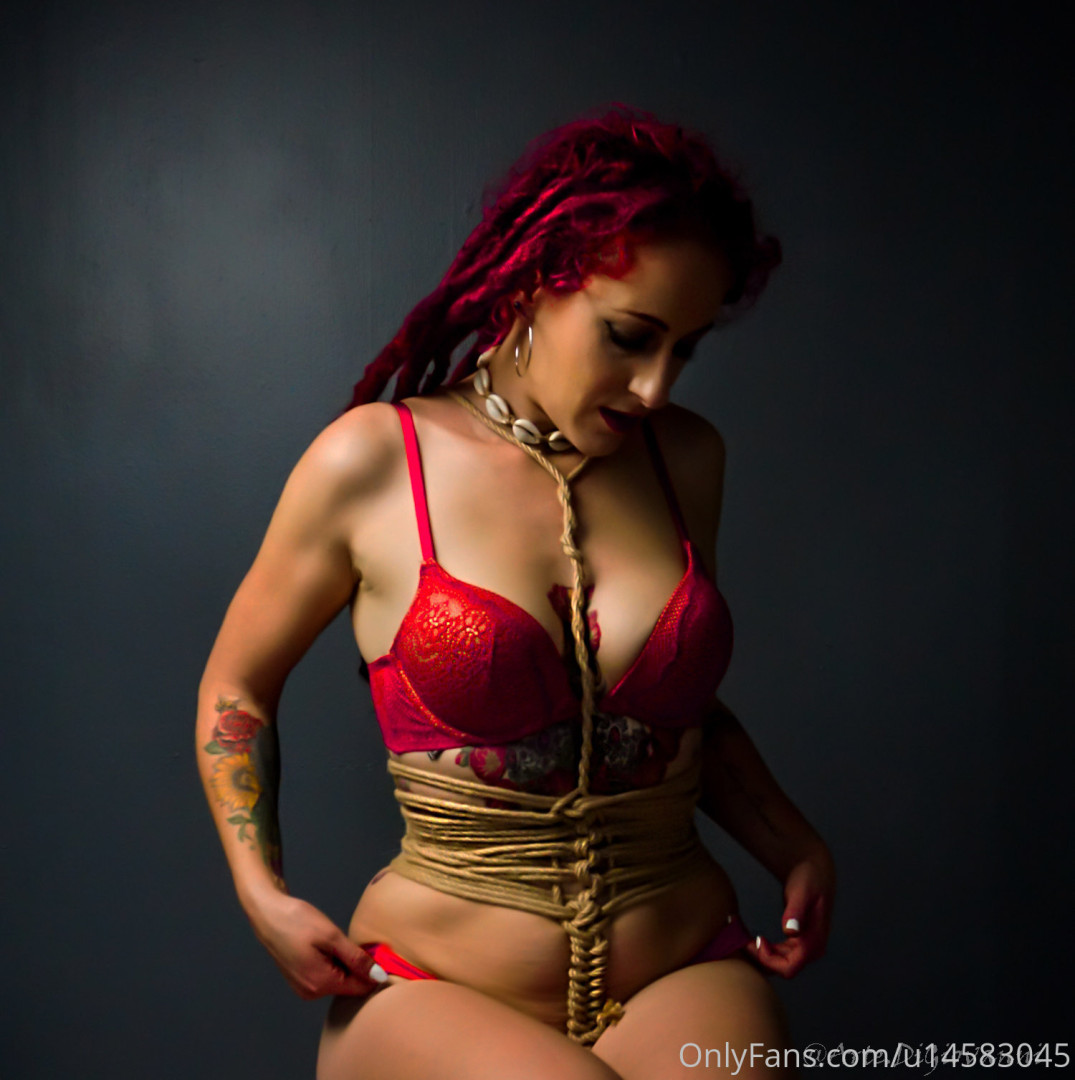 Photo by dreadedredqueen published on October 16,2023 01:35:21 - BestThots