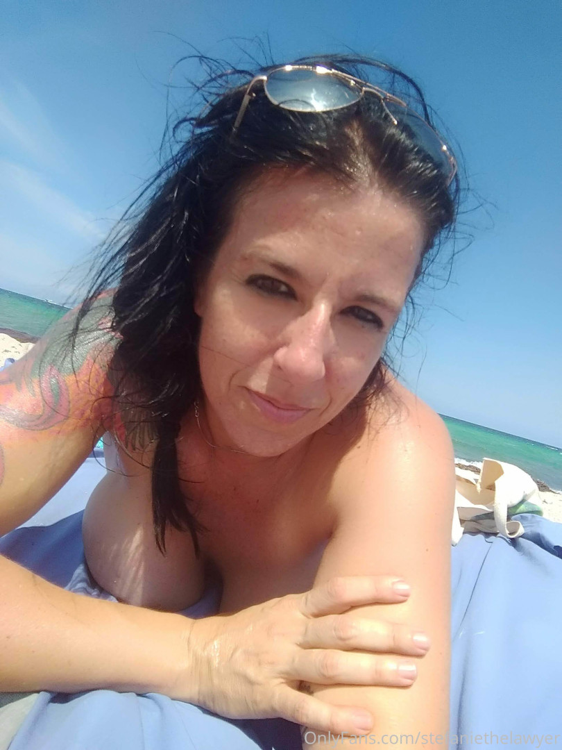 Photo by stefaniethelawyer published on May 17,2023 15:32:13 - BestThots