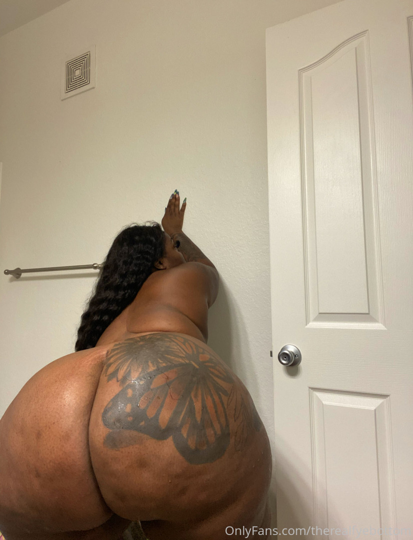 Photo by therealfyebottom published on October 25,2023 00:33:38 - BestThots