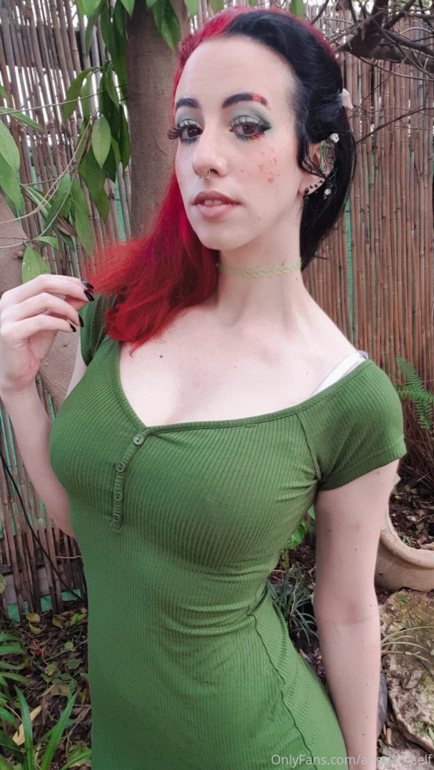 Photo by ahegao_self published on November 19,2023 23:06:40 - BestThots