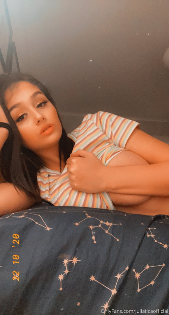 Photo by juliaticaofficial published on August 30,2023 03:01:35 - BestThots