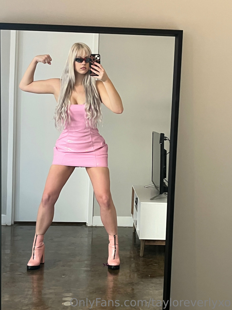 Photo by tayloreverlyxo published on October 12,2023 20:53:59 - BestThots