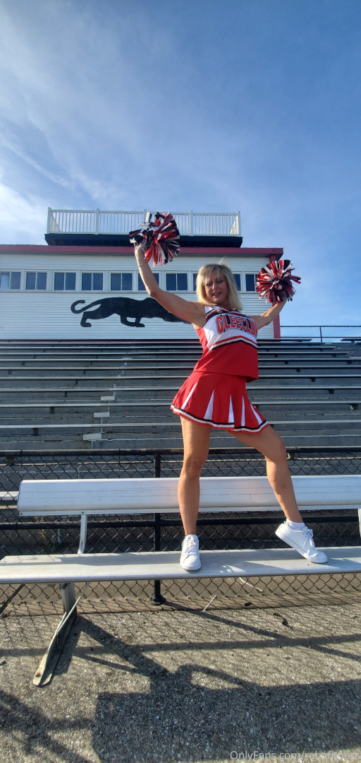 Photo by rebafitness published on June 22,2023 16:32:20 - BestThots